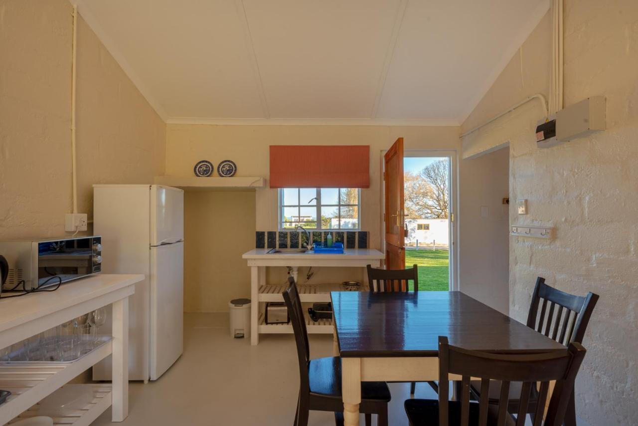 Honeyrock Cottages Kleinmond ภายนอก รูปภาพ